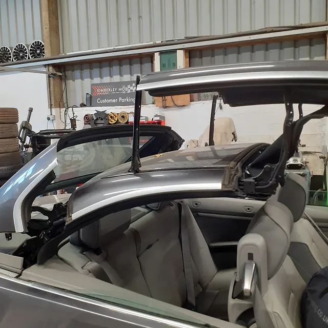 BMW 325i Convertible
