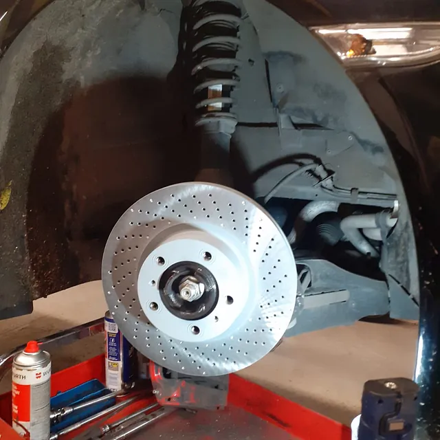 Porsche in for MOT and full service