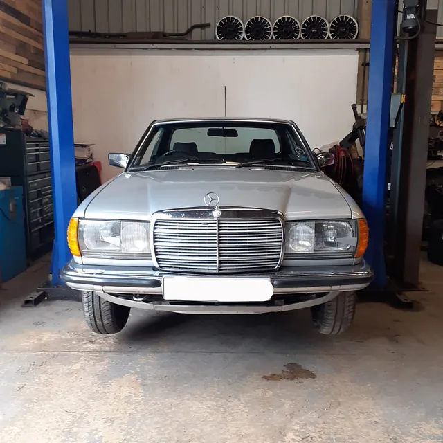 mercedes 230CE
