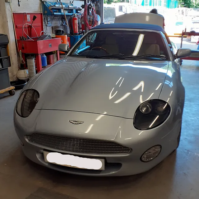 Aston Martin DB7 Vantage