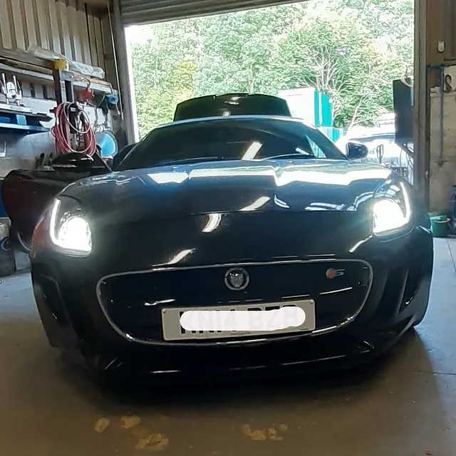 Jaguar F Type 