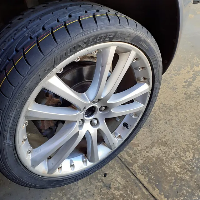 jaguar tyres